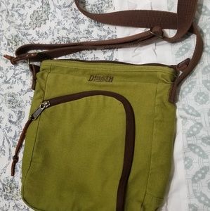 Duluth Trading Co crossover bag